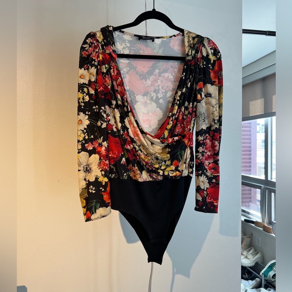 Zara Floral Sweetheart Neck Bodysuit